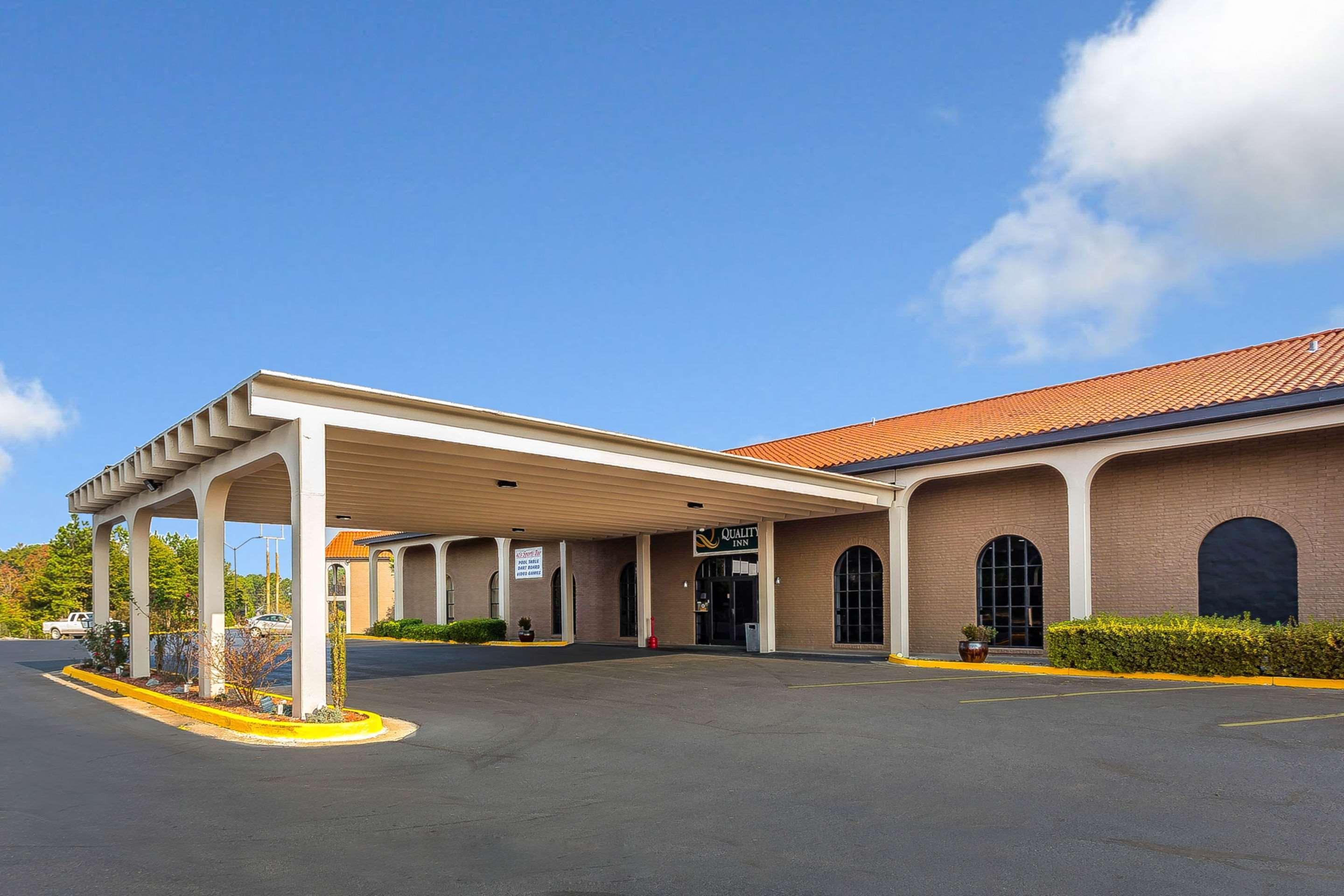 Quality Inn Forsyth Near Ga Public Safety Training Center Buitenkant foto