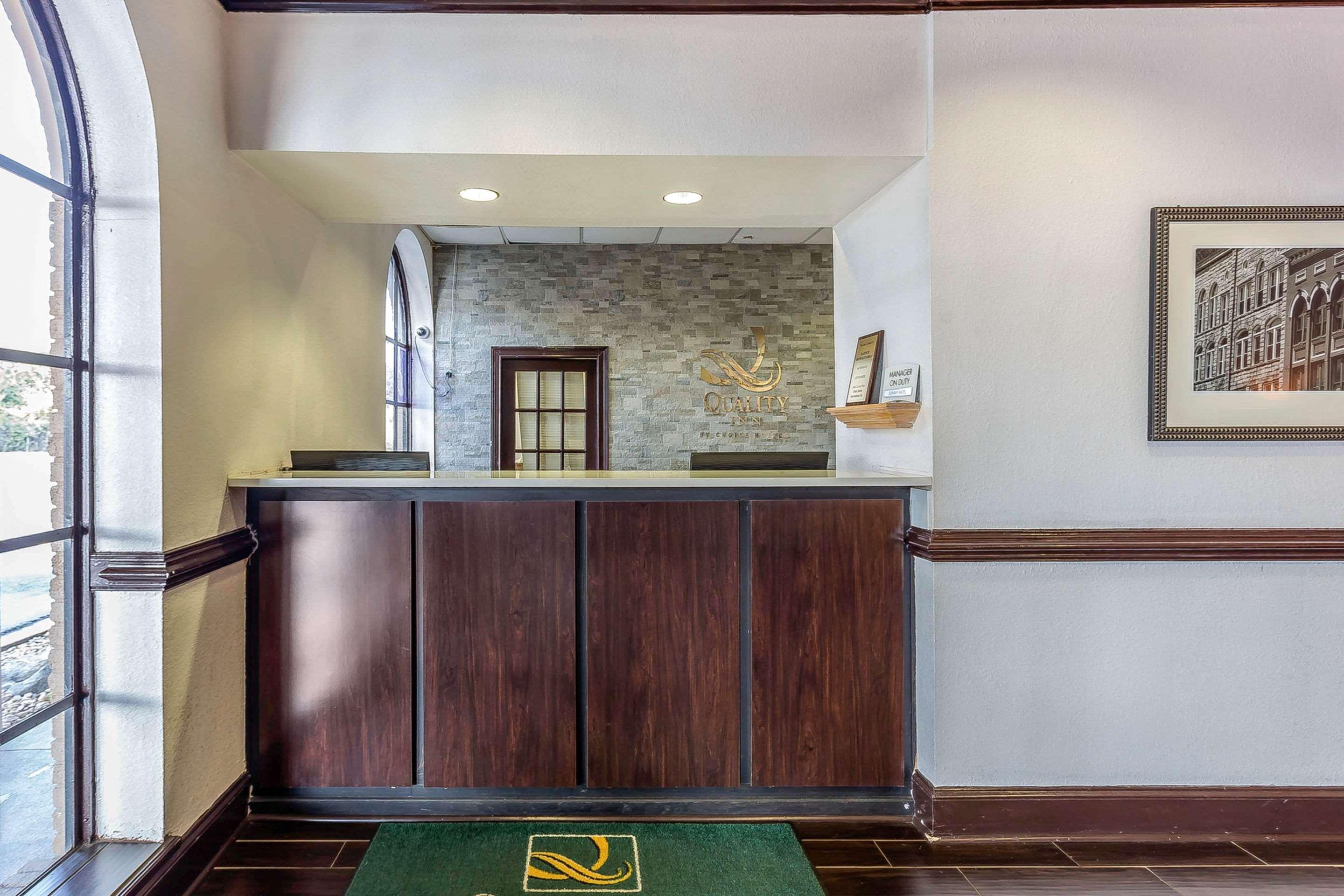 Quality Inn Forsyth Near Ga Public Safety Training Center Buitenkant foto