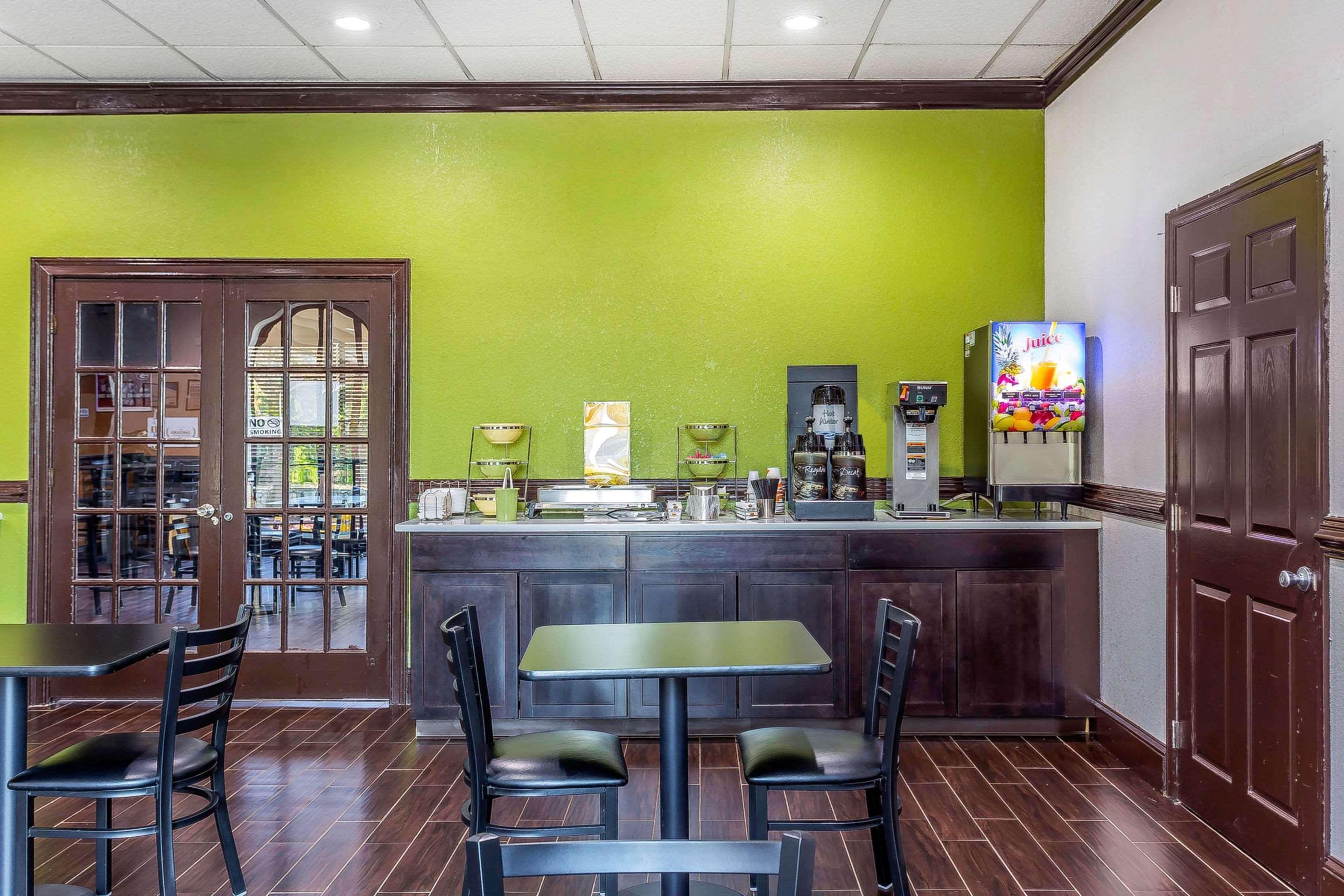 Quality Inn Forsyth Near Ga Public Safety Training Center Buitenkant foto
