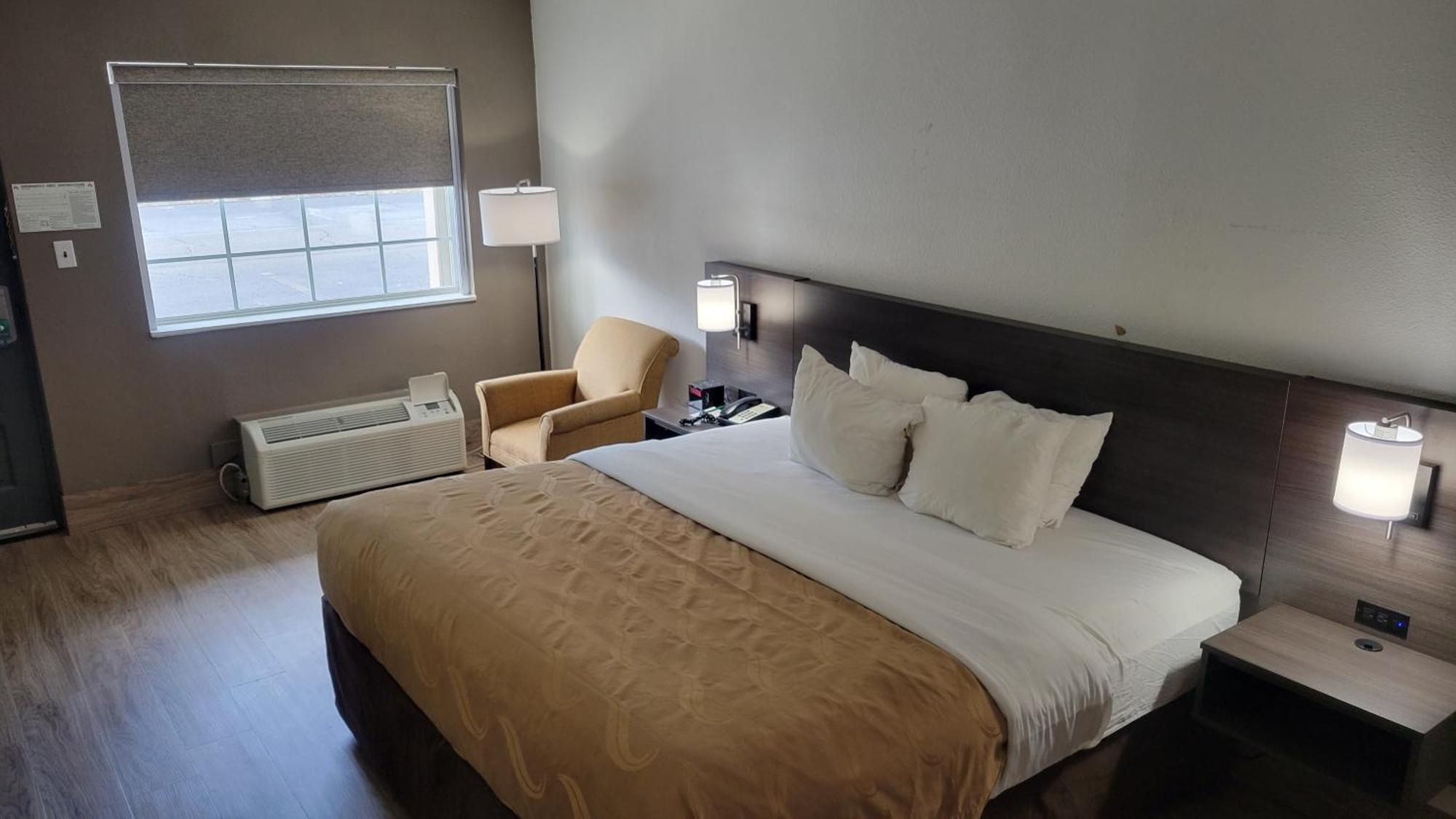 Quality Inn Forsyth Near Ga Public Safety Training Center Buitenkant foto
