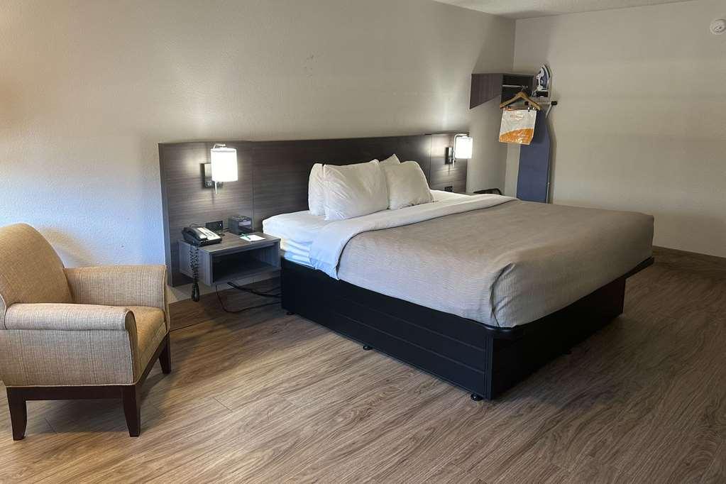 Quality Inn Forsyth Near Ga Public Safety Training Center Kamer foto