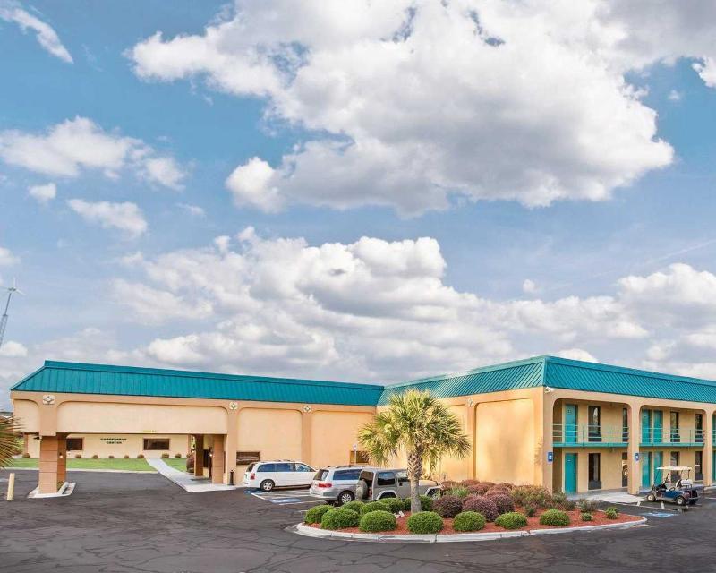 Quality Inn Forsyth Near Ga Public Safety Training Center Buitenkant foto